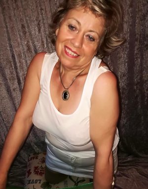 TAC Amateurs invite you to explore xxx pics with Caro xxx gallery 271776